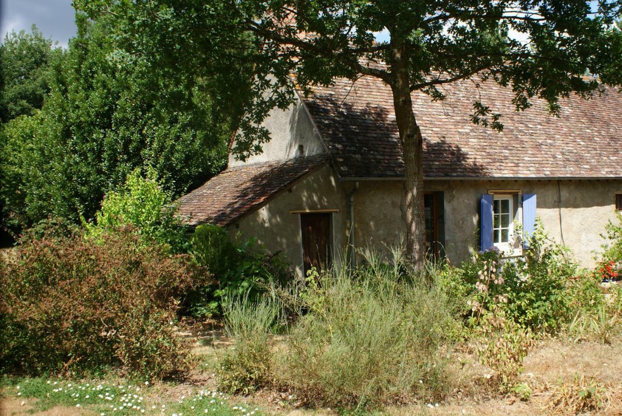La Chaine Saint-Jean-du-Bois Buitenkant foto